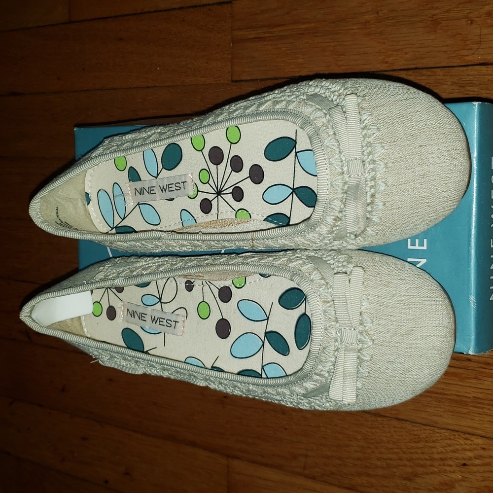 Linen Nine West Flats